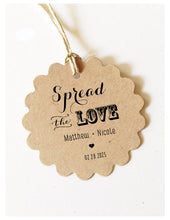 Load image into Gallery viewer, Spread the Love Tags, Spread the Love Gift Tags for Jam Wedding Favors, 2&quot; Scallop Round Tags, Canning Labels kraft, natural, white